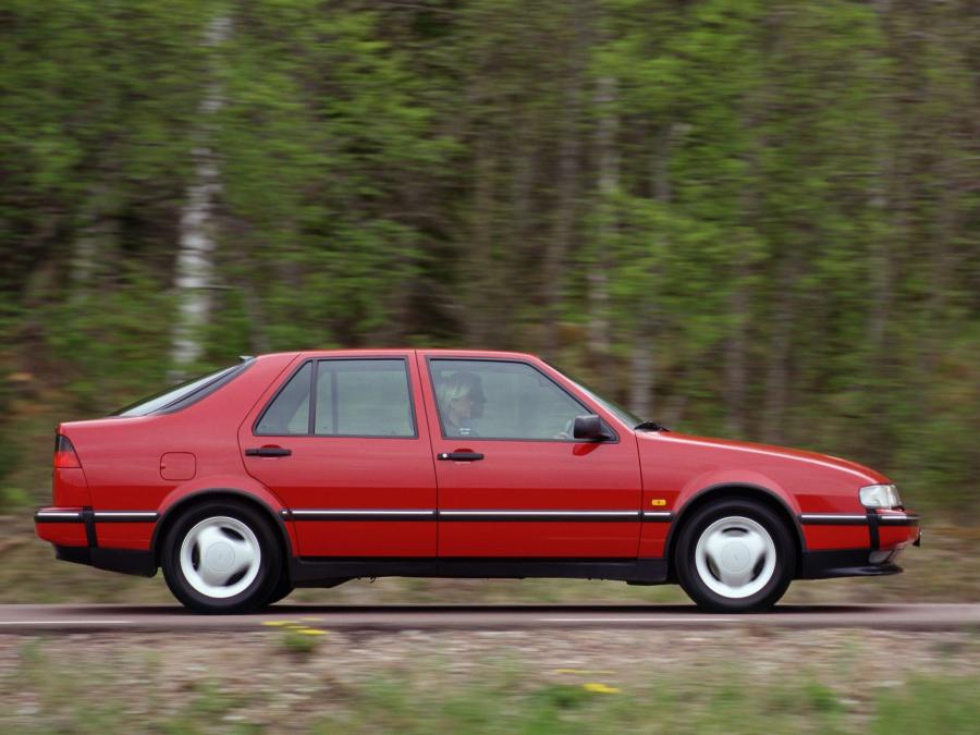  Saab 9000 CSE 1996 года  (фото 13 из 16)